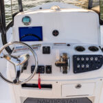 Fiberglass console with Simrad® - NSX9 (9" Screen)